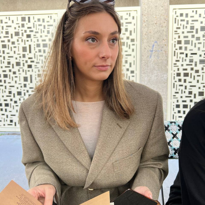 Stockholm linen shirt with bows