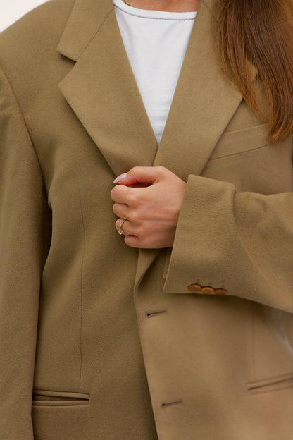 Stockholm linen shirt with bows